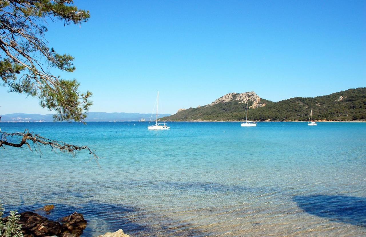 Appartement En Residence Privee, Face A La Mer Avec Acces Direct Plage Hyères Zewnętrze zdjęcie